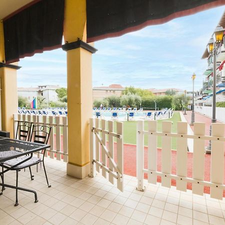 Giardino Dei Colori 111 Residence Pool&Fitness Toscolano Maderno Exterior photo